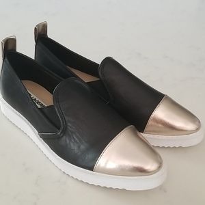 Karl Lagerfeld Flats